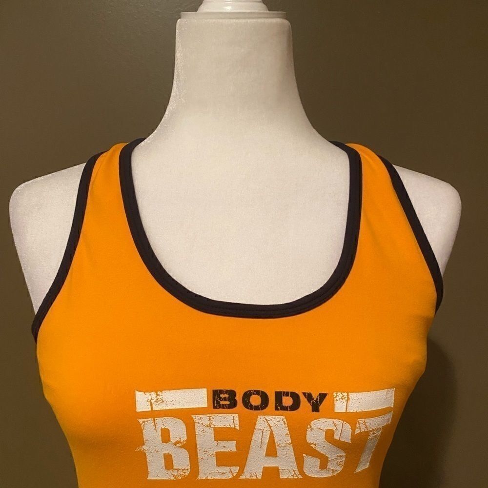 Beach Body Tank Top  Size Medium - Picture 3 of 12